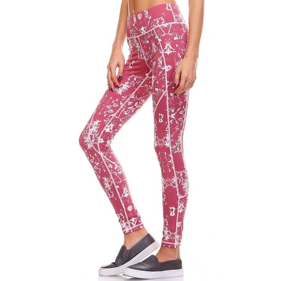 Mirrored Abstract Print Leggings - Picture 3 of 4
